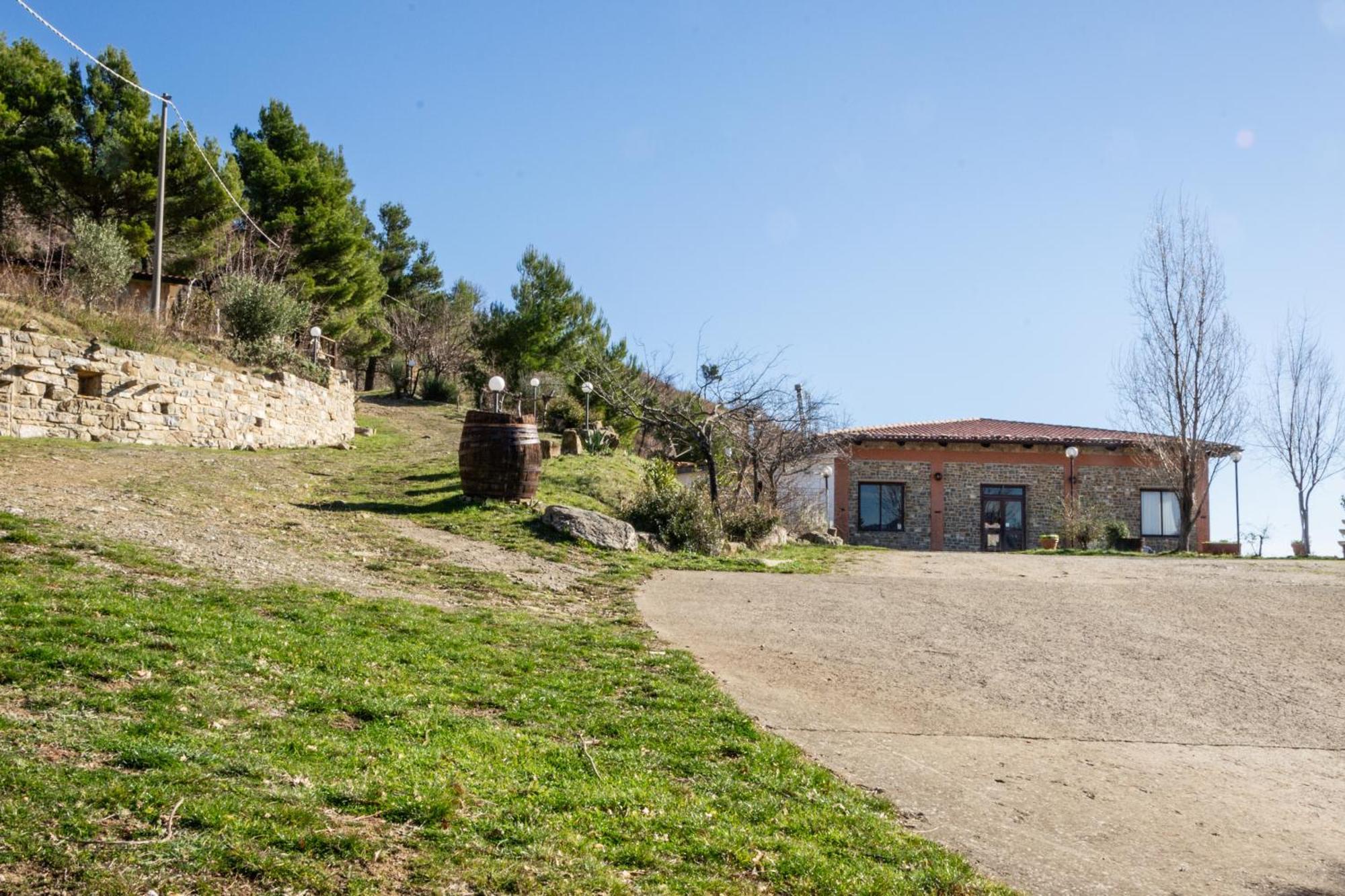 Agriturismo Pinelli Plataci Luaran gambar