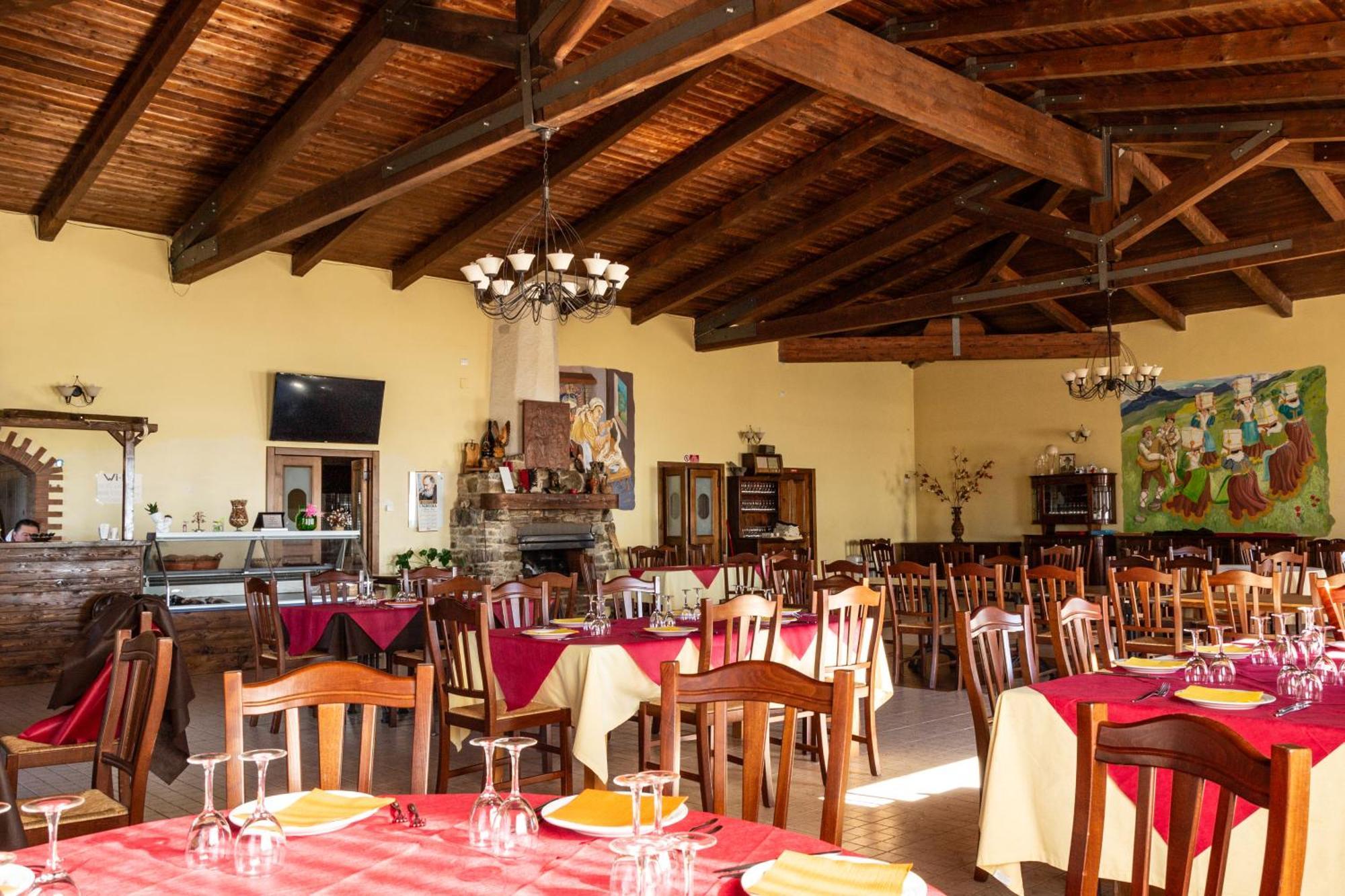 Agriturismo Pinelli Plataci Luaran gambar